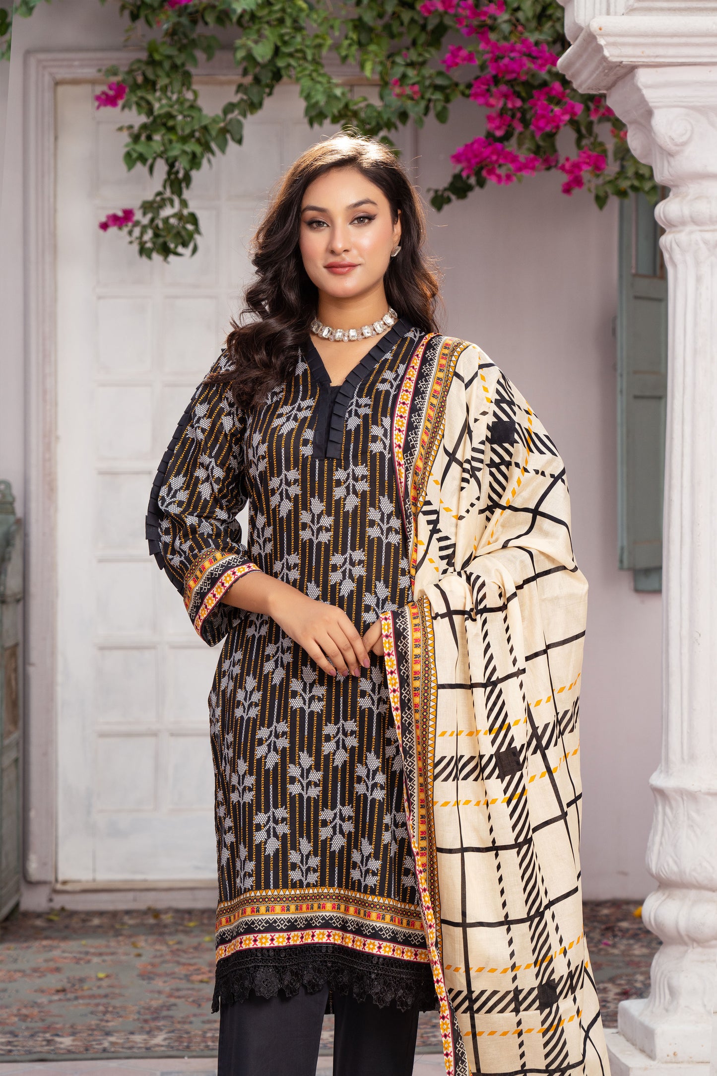 Unstitched 3-piece Lawn Printed