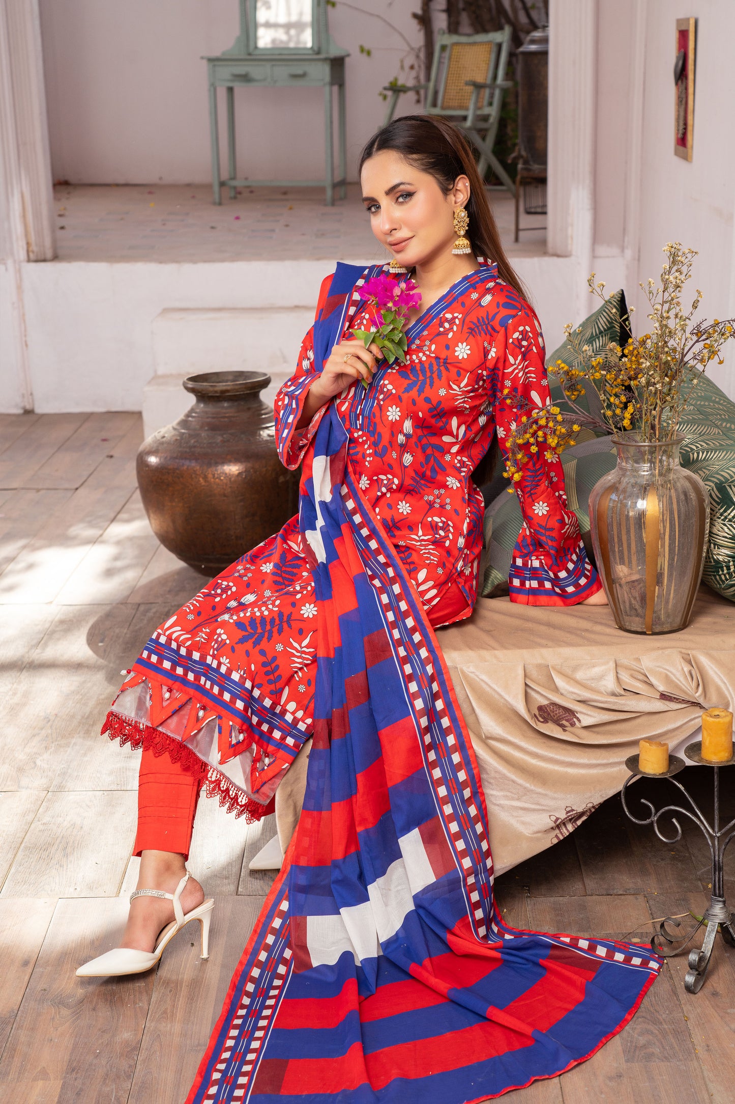 Unstitched 3-piece Lawn Printed