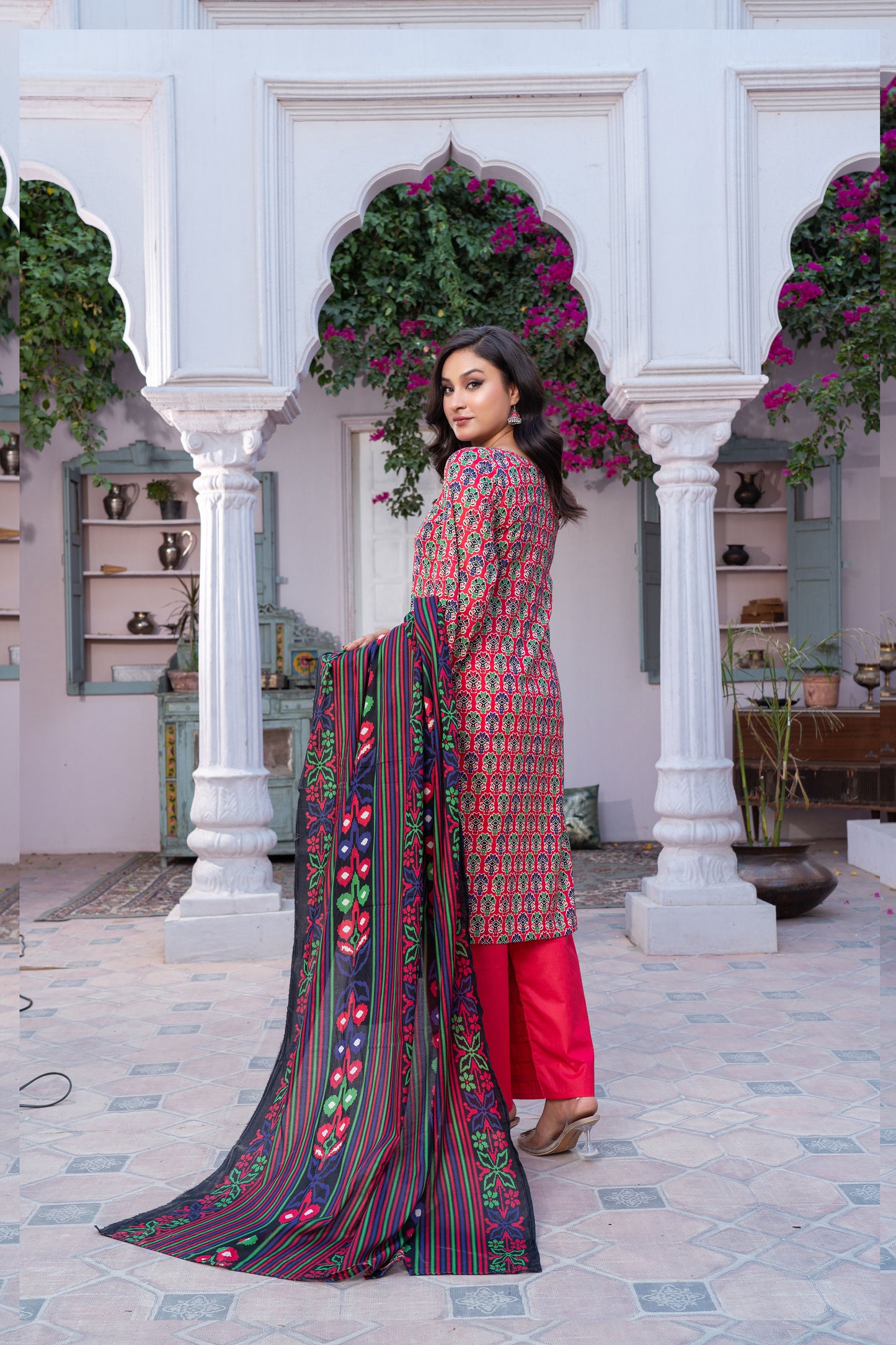 Unstitched 3-piece Lawn Printed