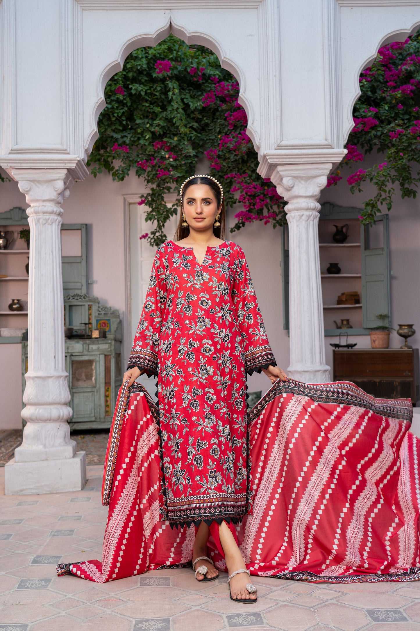 Unstitched 3-piece Lawn Printed