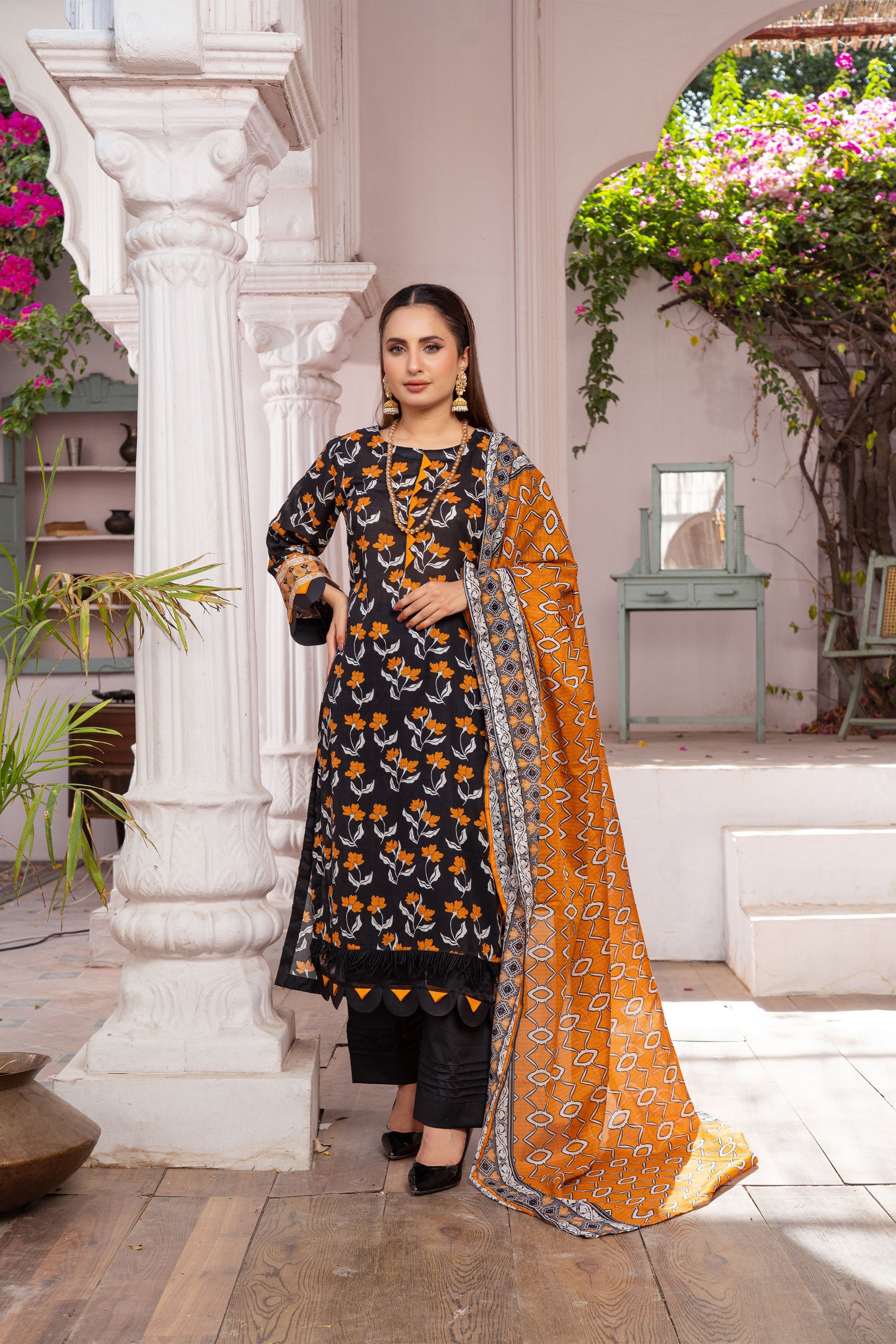 Unstitched 3-piece Lawn Printed