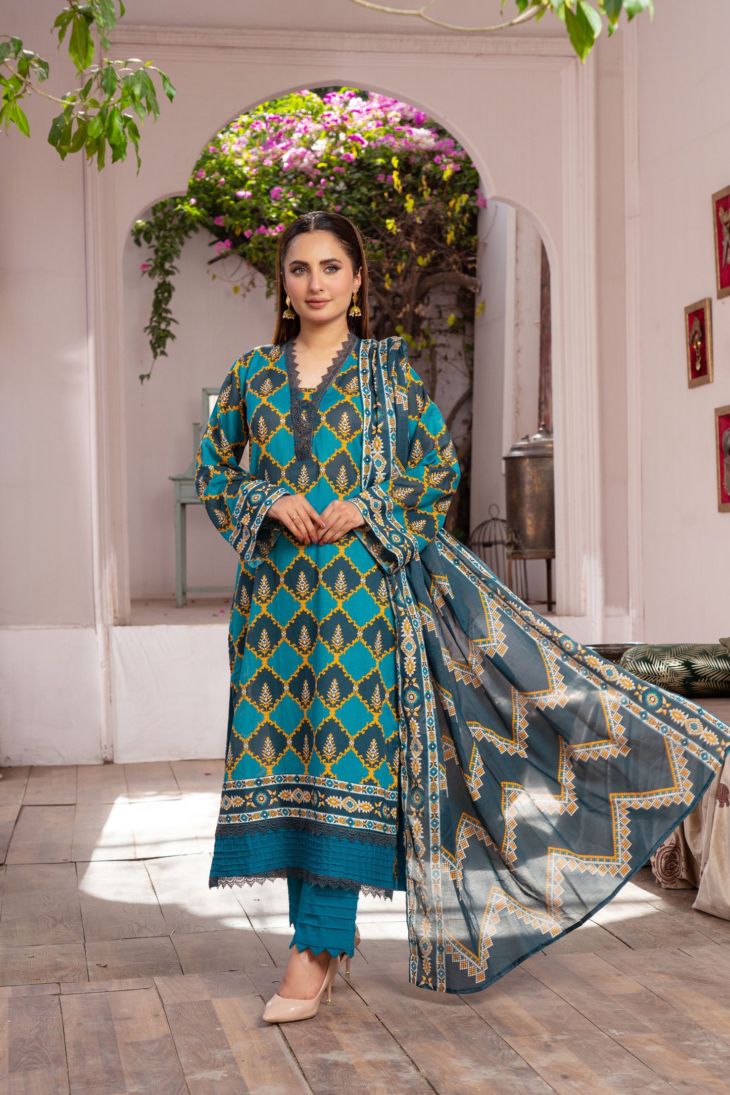 Unstitched 3-piece Lawn Printed